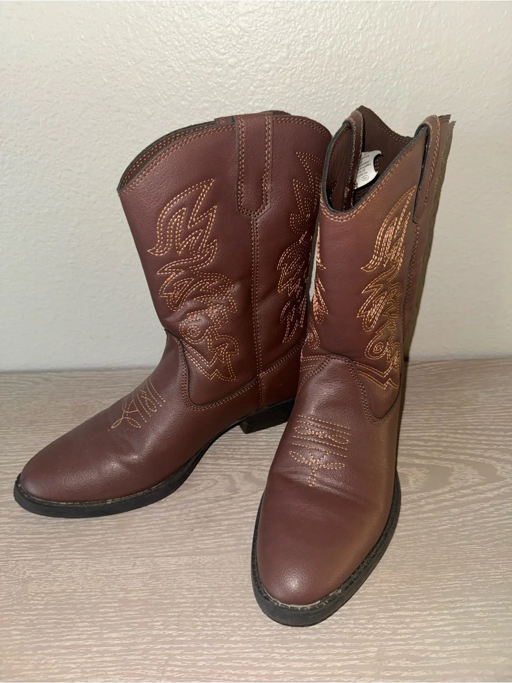 Deer Stags western boots ranch size 4 brown